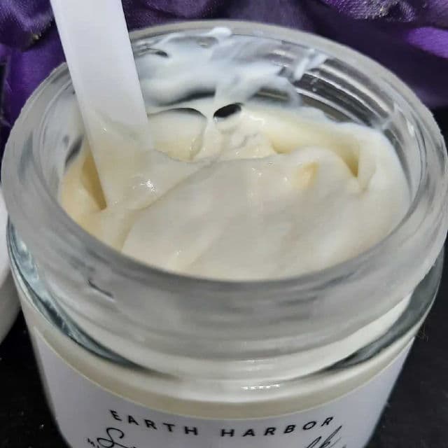 Earth Harbor Naturals Siren Silk Multi-Tasking Hydration Creme review photo by scootie73