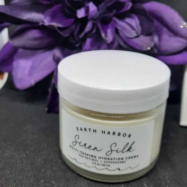 Earth Harbor Naturals Siren Silk Multi-Tasking Hydration Creme review photo by scootie73