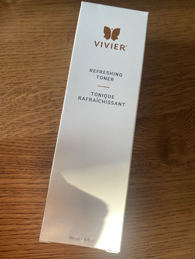 Vivier Refreshing Toner review photo by momentsofmc