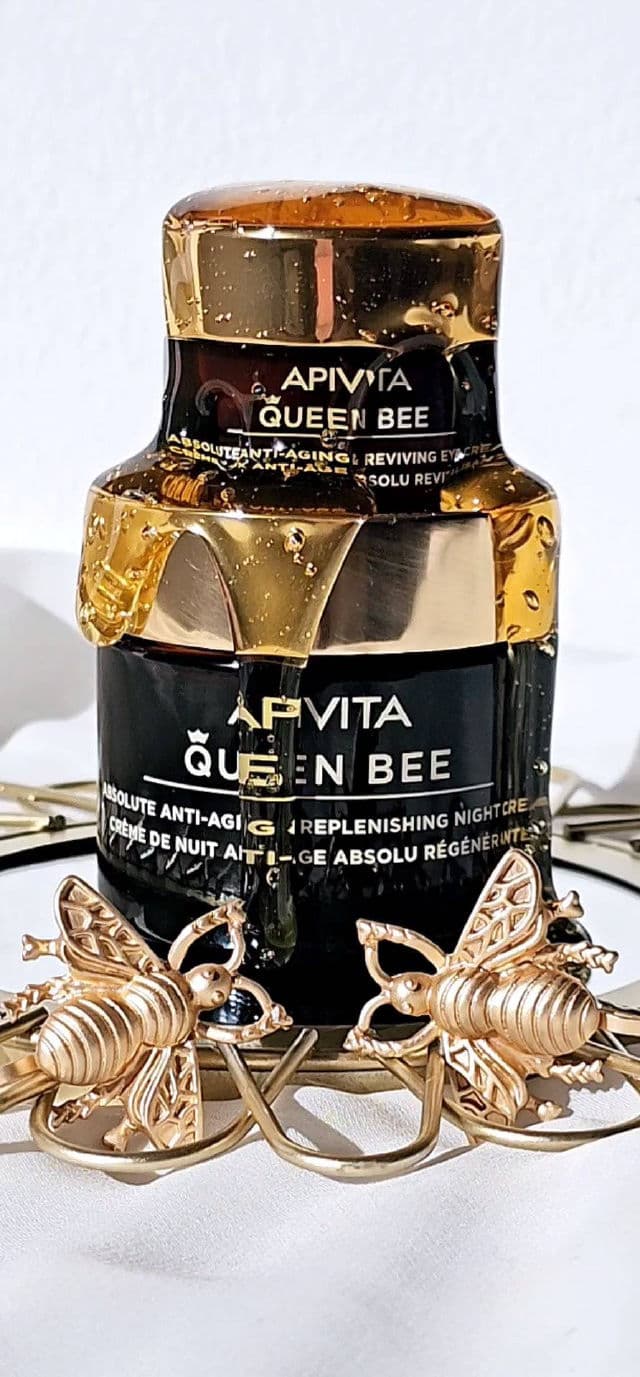 Apivita Queen Bee Absolute Anti-Aging & Reviving Eye Cream review photo by lanubedejuanilp