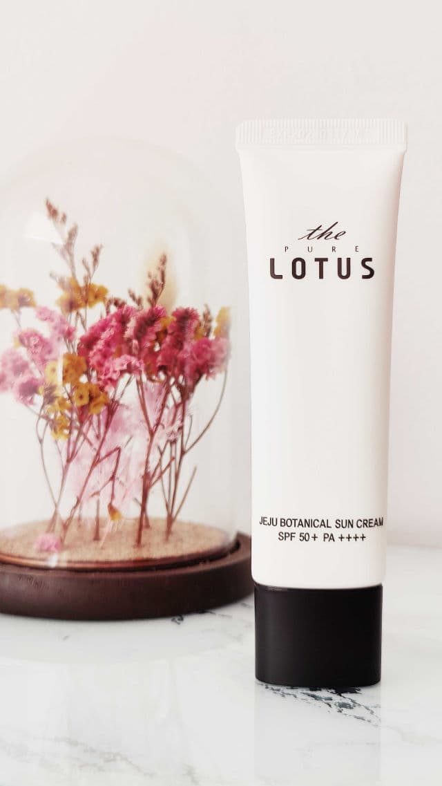 The Pure Lotus Jeju Botanical Sun Cream SPF50+ PA++++ review photo by lanubedejuanilp