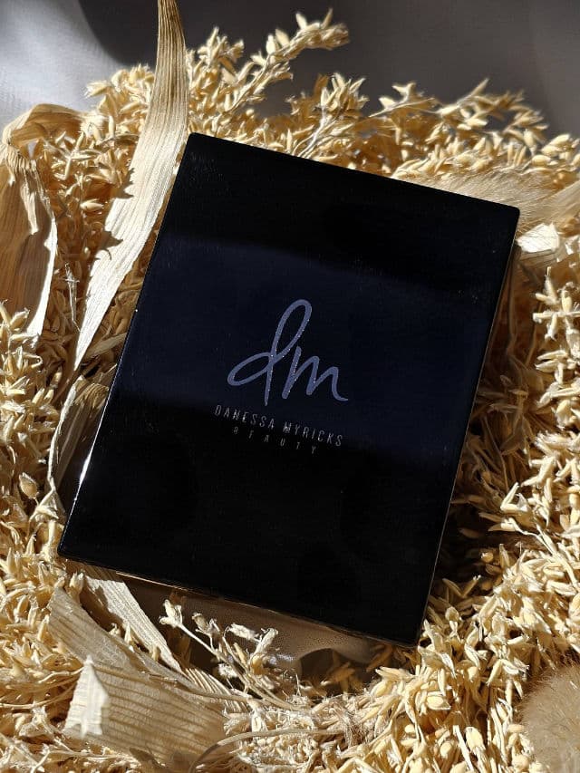 Danessa Myricks Twin Flames review photo by lanubedejuanilp