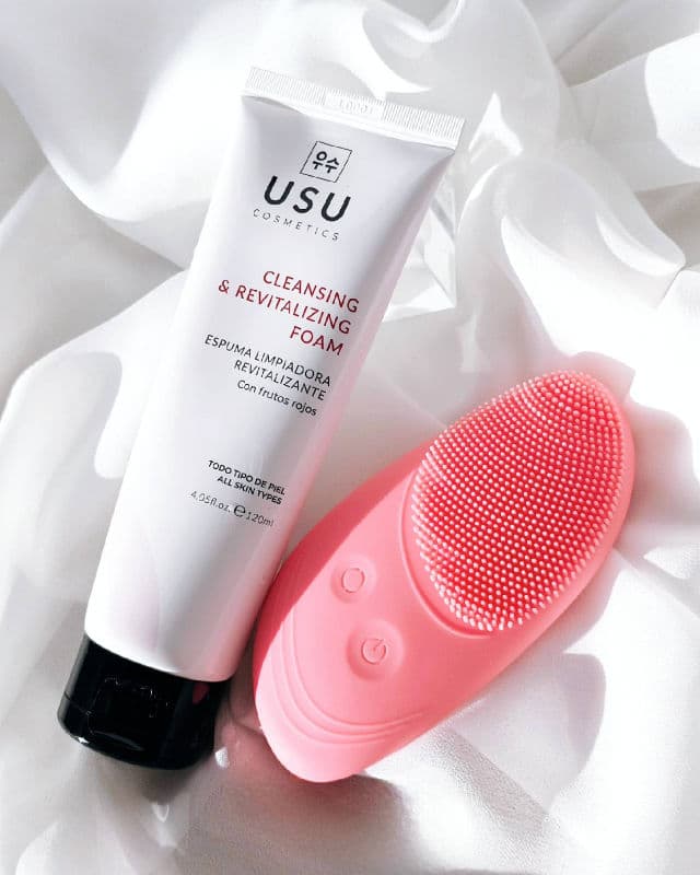 Srichand Luminescence Fabulous UV Shield SPF50+ PA++++ review photo by lanubedejuanilp