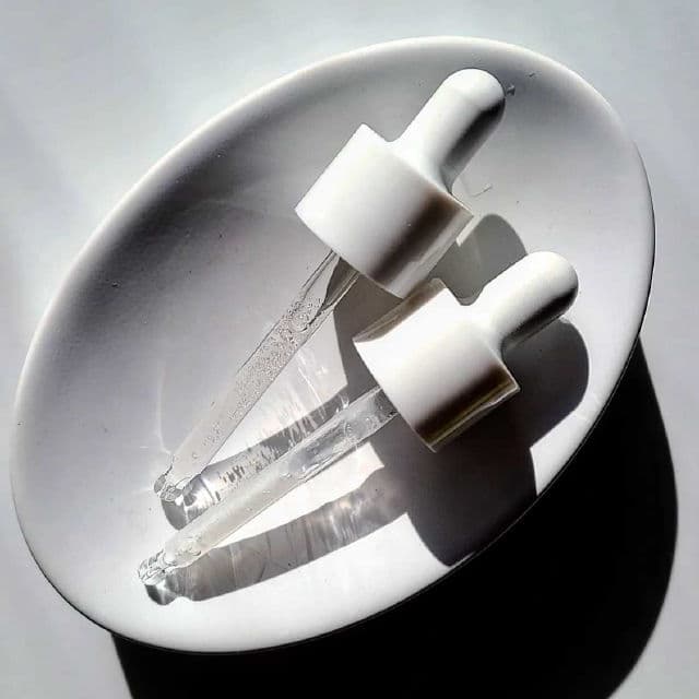 Good Molecules Daily Brightening Serum review photo by canadianskincare