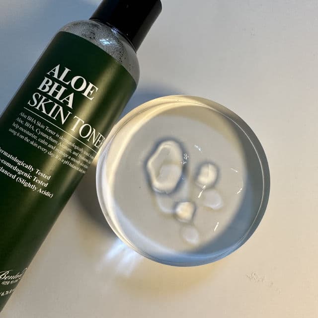 BENTON Aloe BHA Skin Toner review photo by canadianskincare
