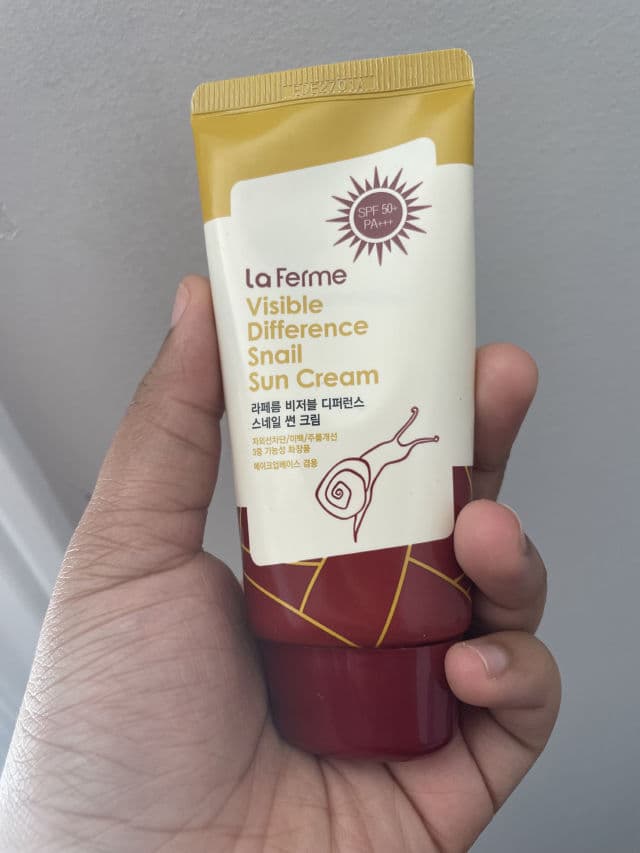 Farmstay La Ferme Visible Difference Snail Sun Cream SPF50+ PA+++ review photo by Talkswithchi