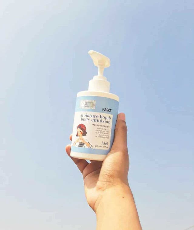 FASCY Lab Moisture Bomb Body Emulsion Milk review photo by SkincareWisdom16