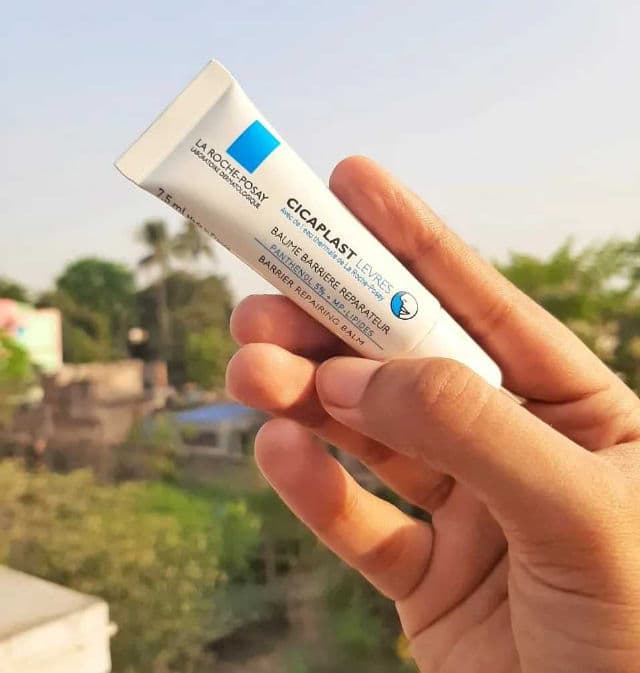 La Roche-Posay Cicaplast Baume B5 Lips review photo by SkincareWisdom16