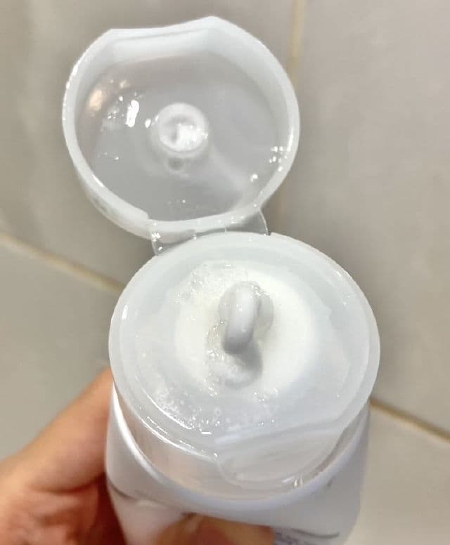 Real Barrier Cream Cleansing Foam review photo by Sleepymoggy