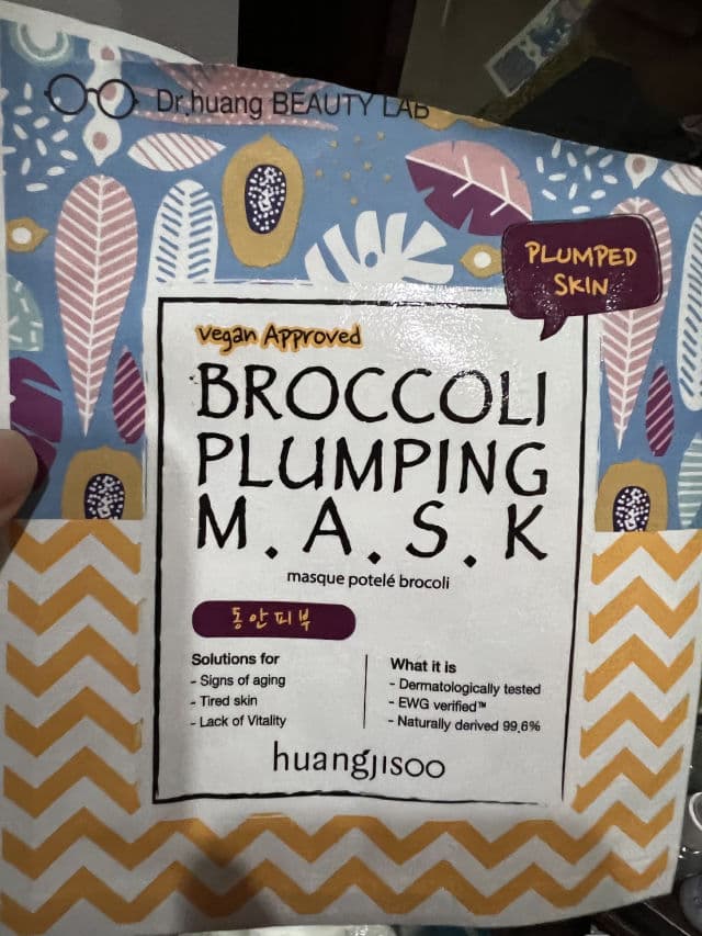 Huangjisoo Broccoli Plumping Mask review photo by Eilynn