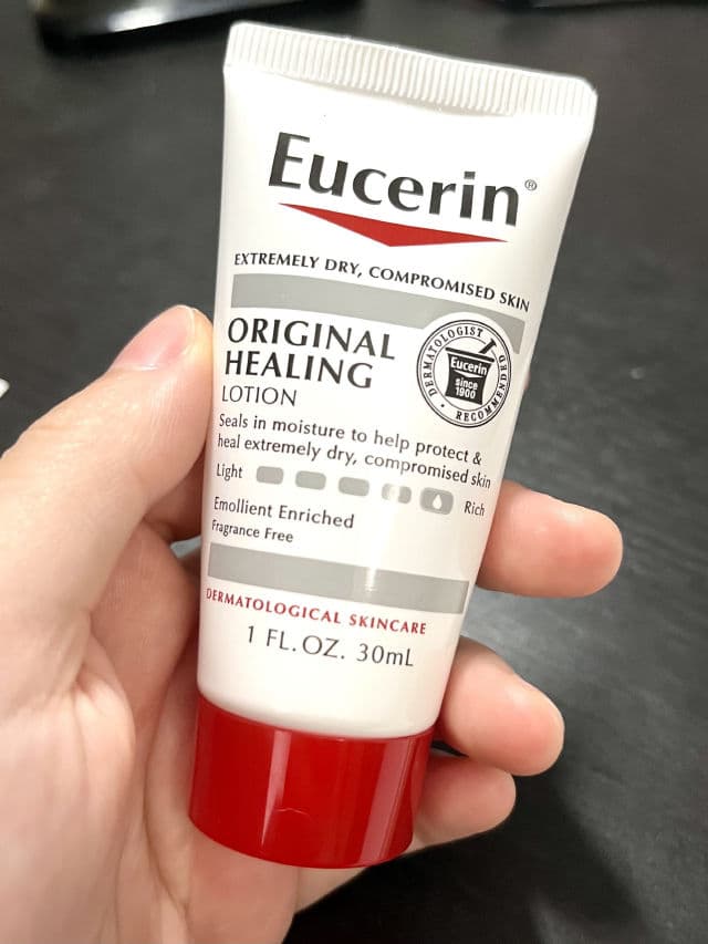 Eucerin Daily Hydration Lotion - Fragrance Free review photo by KellyK