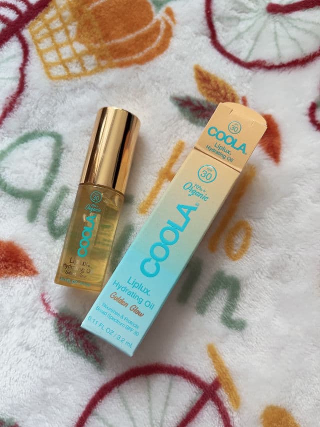 Coola Liplux SPF 30 Organic Lip Sunscreen - Original review photo by KellyK