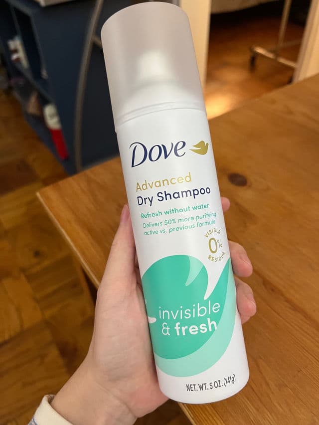 Dove Fresh Coconut Dry Shampoo review photo by KellyK