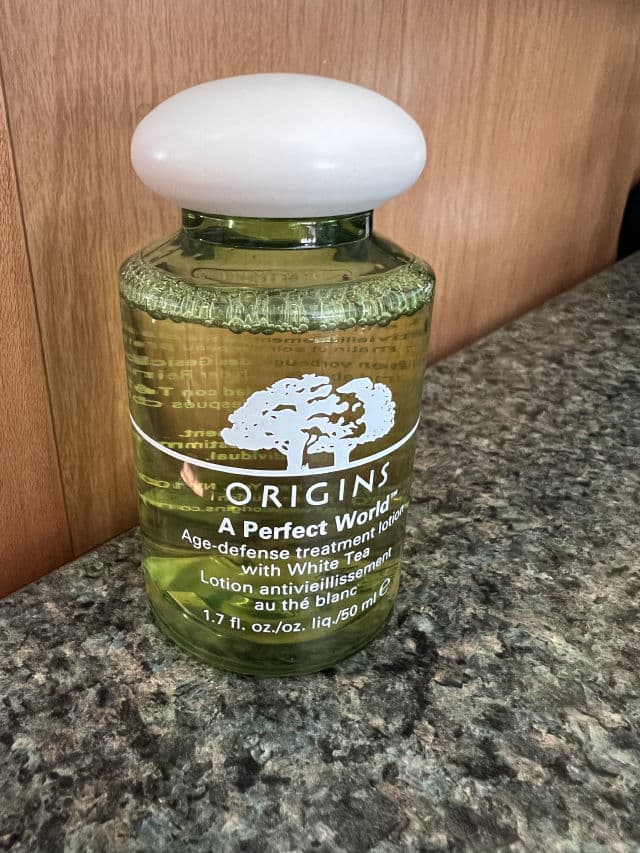 Origins A Perfect World Age-Defense Treatment Lotion With White Tea review photo by MereBear53