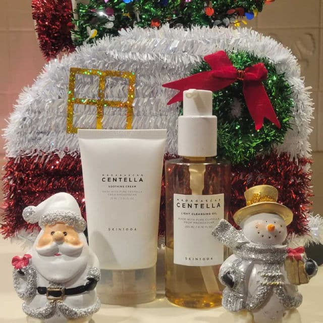 SKIN1004 Madagascar Centella Light Cleansing Oil review photo by Amandaareviews