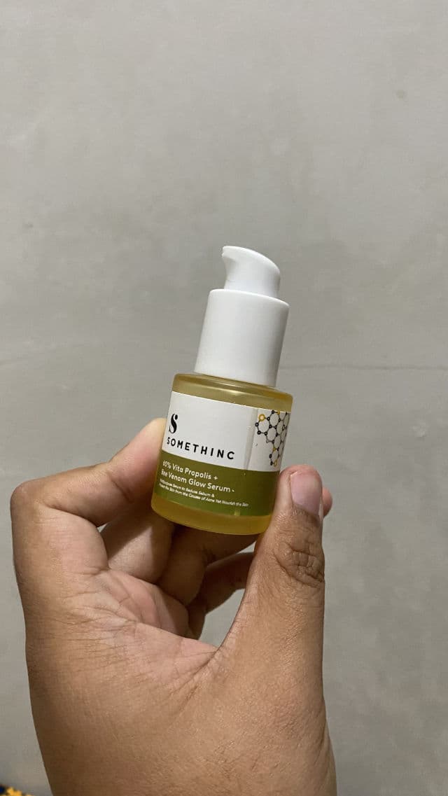 Somethinc 60% Vita Propolis + Bee Venom Glow Serum review photo by WildanG