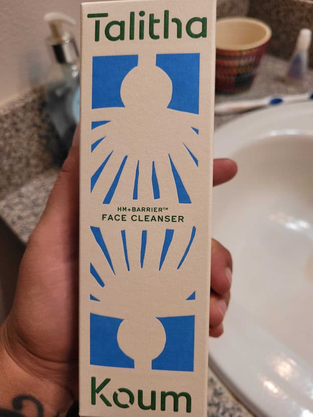 Talitha Koum HM+Barrier™ Face Cleanser review photo by Lydiak