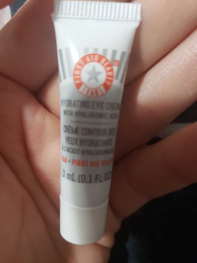 First Aid Beauty Hydrating Eye Cream with Hyaluronic Acid review photo by TessaLynnXo