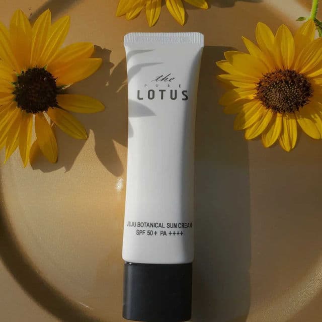 The Pure Lotus Jeju Botanical Sun Cream SPF50+ PA++++ review photo by Nhaty