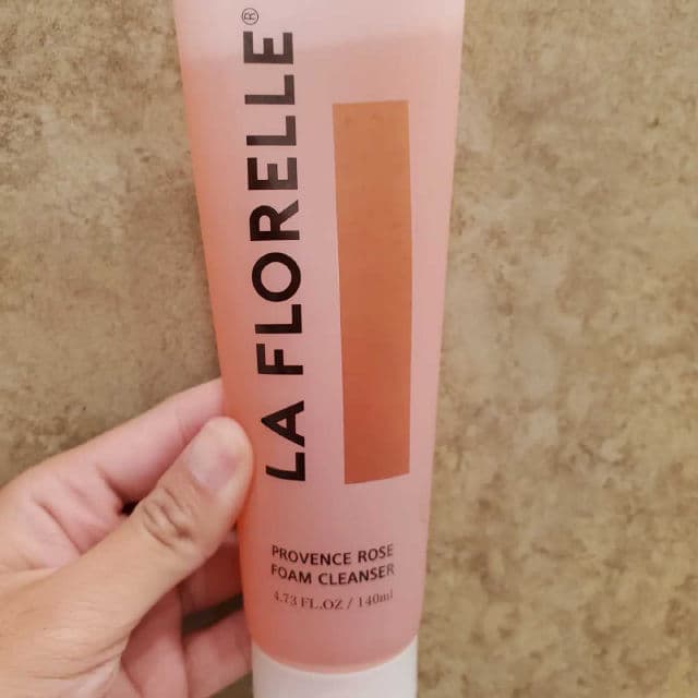 La Florelle Provence Rose Foam Cleanser review photo by Nhaty