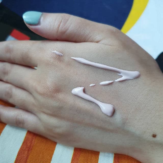 Verdio UV Tone Up Essence SPF 50+ PA++++ review photo by zombieskinz