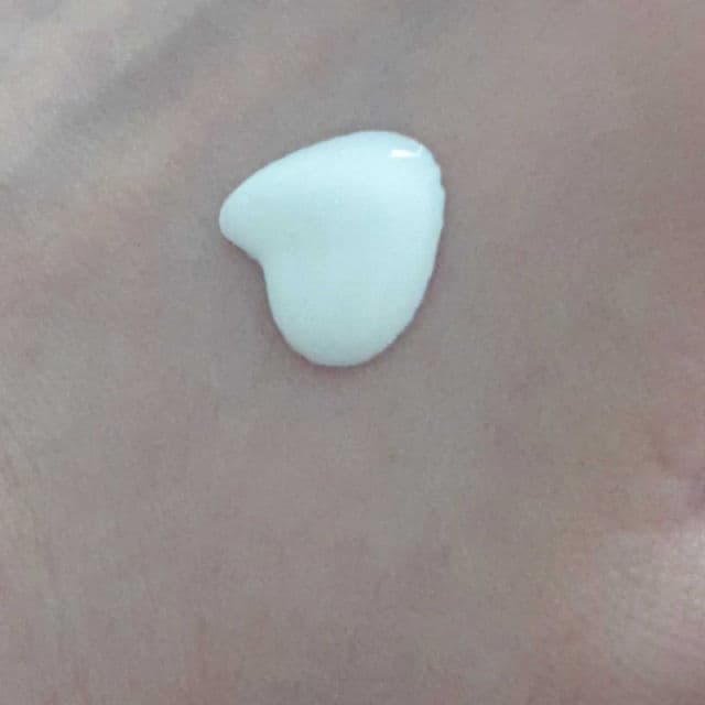 Avene Réflexe Solaire SPF 50+ review photo by zombieskinz