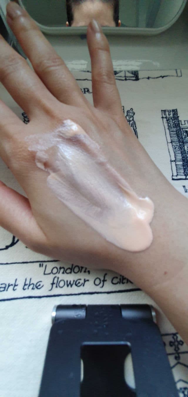 SKIN AQUA Sunplay Sarafit UV Tinted Base SPF50 PA+++ review photo by zombieskinz