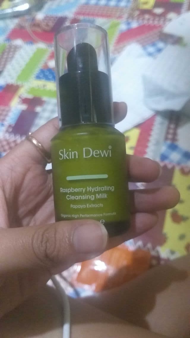 Skin Dewi Raspberry Cleansing Milk review photo by henskincare