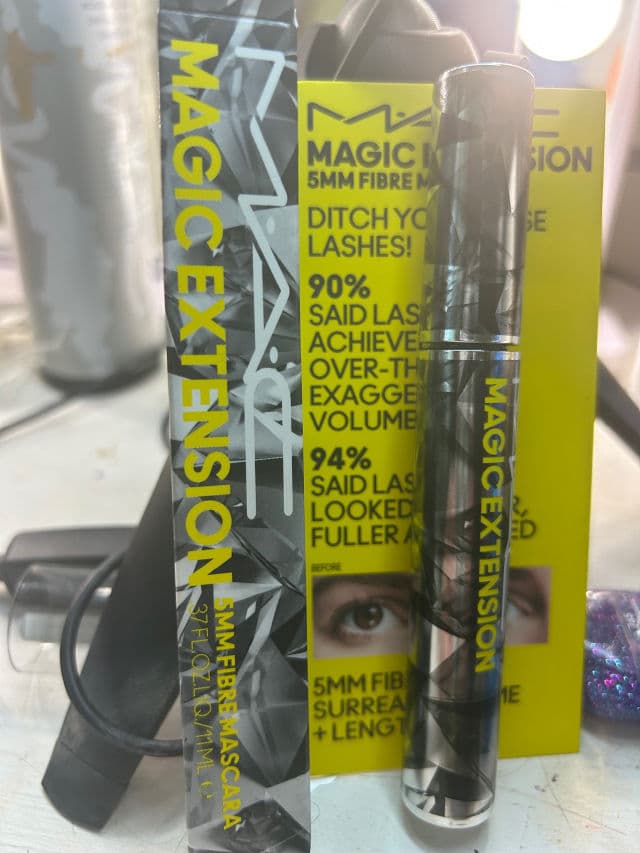MAC Magic Extension 5mm Fibre Mascara review photo by cassy123