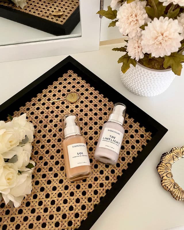 Rawkanvas Sol: Hydrating Gel Moisturiser review photo by maddysbeautytalk