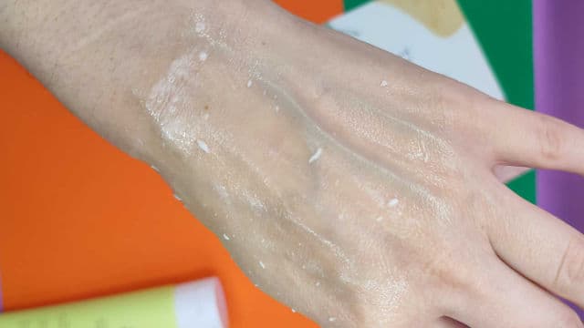 Iunik Lime Moisture Mild Peeling Gel review photo by JadeAstrid