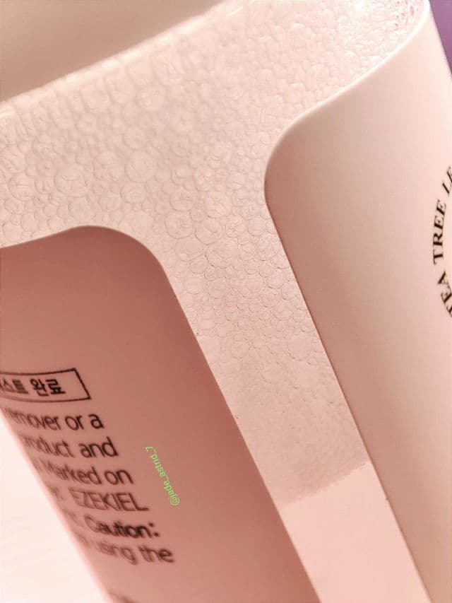 BENTON Tea Tree Cleansing Water review photo by JadeAstrid