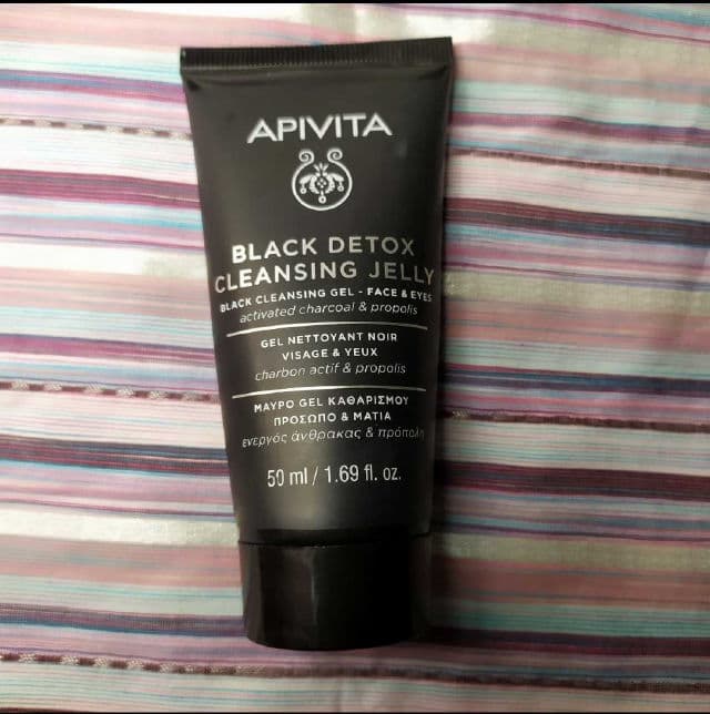 Apivita Black Detox Cleansing Jelly review photo by JadeAstrid