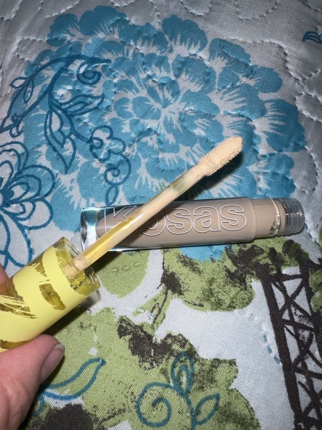 Kosas Revealer Concealer Concealer Meets Eye Cream review photo by maitegavmaitega