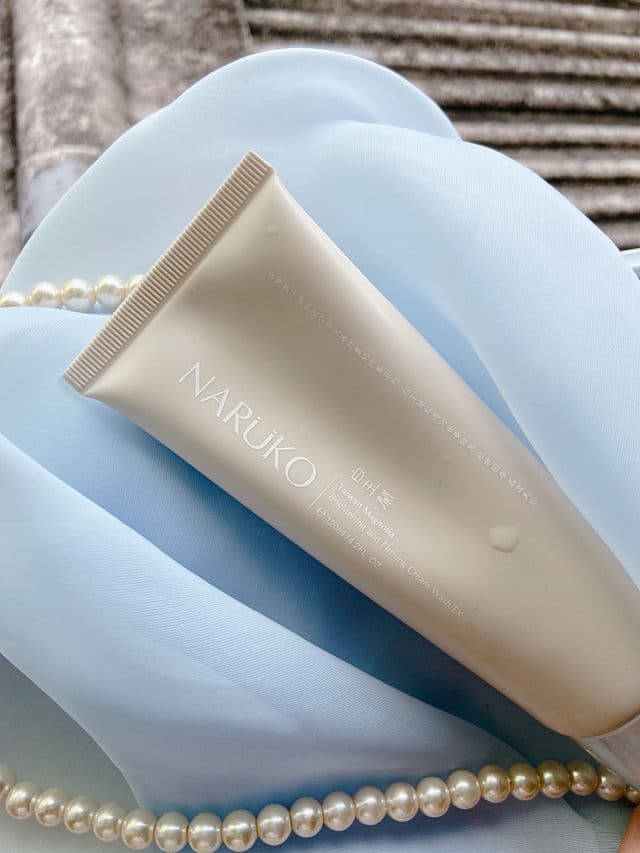 Naruko Magnolia Brightening and Firming Cream Wash EX review photo by jacpoon