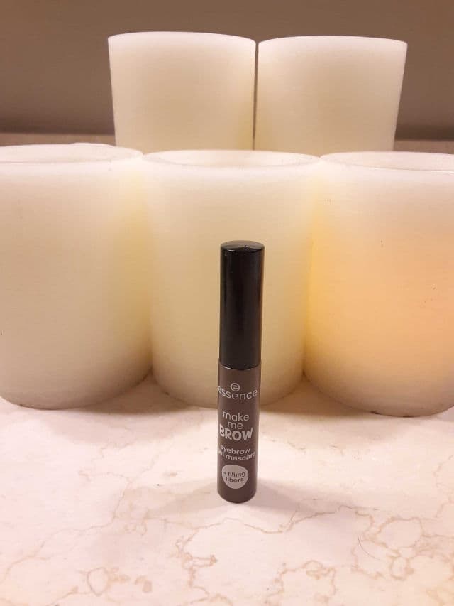 Essence Make Me Brow Eyebrow Gel Mascara review photo by theskinilivein