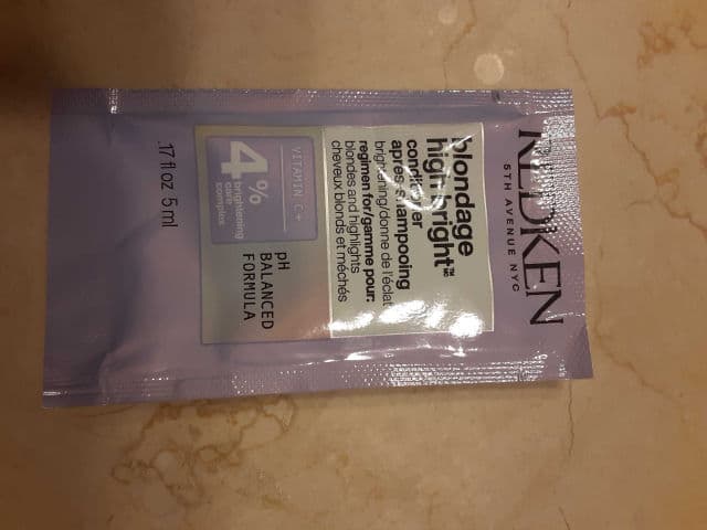 Redken Blondage High Bright Conditioner review photo by theskinilivein