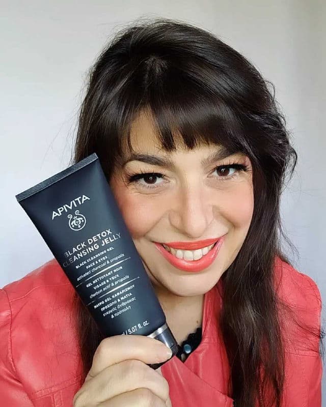 Apivita Black Detox Cleansing Jelly review photo by neneferroni
