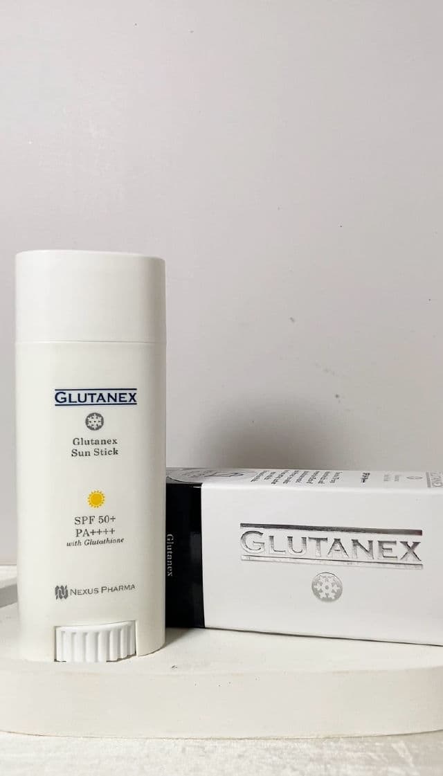 Glutanex Melanin Blocking Sun Stick SPF50+ PA++++ review photo by evabilqistafdila