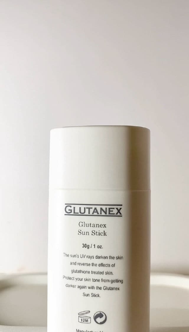 Glutanex Melanin Blocking Sun Stick SPF50+ PA++++ review photo by evabilqistafdila
