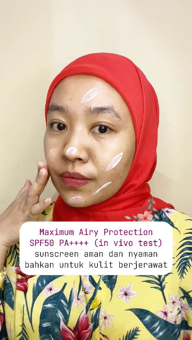 Emina Sun Battle Cica Acne Fighter Sunscreen SPF50 PA++++ review photo by evabilqistafdila