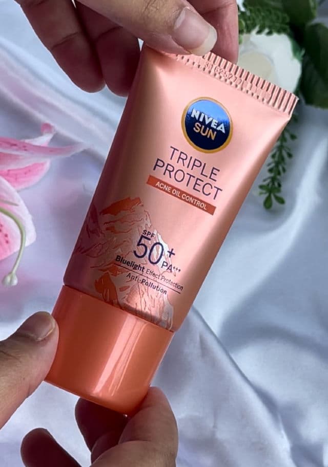 Nivea Sun Triple Protect Acne Oil Control SPF50 review photo by Arnaaz