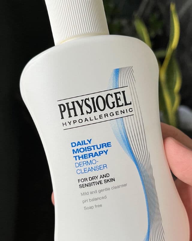 Physiogel Daily Moisture Therapy Dermo Cleanser review photo by vinci