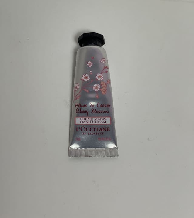 L'Occitane En-Provence Cherry Blossom Hand Cream review photo by hananahmed