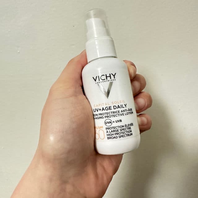 Vichy Laboratories Capital Soleil UV-Age Daily Anti Photo-Aging Wated Fluid SPF50+ PA++++ review photo by Ajthetechnologist