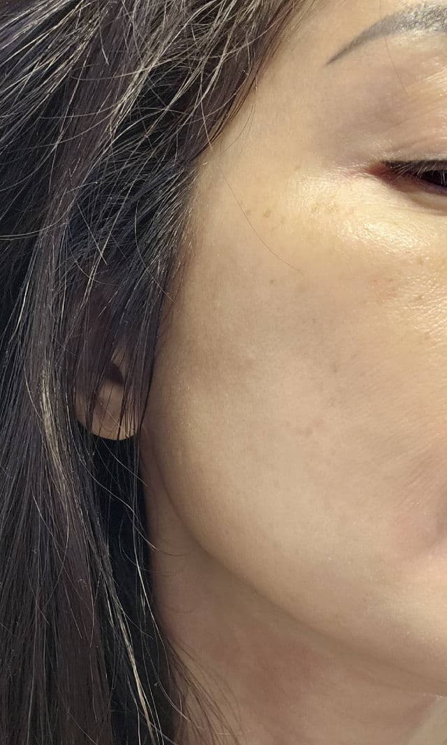 Natura Bisse Barcelona Diamond Cocoon Sheer Cream review photo by beemama3