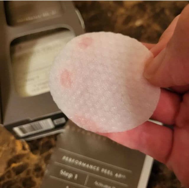 Exuviance Performance Peel AP25 - Activator Pad review photo by beemama3