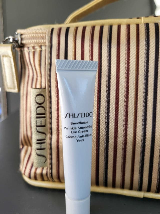 Shiseido Benefiance Wrinkle Smoothing Eye Cream review photo by beemama3