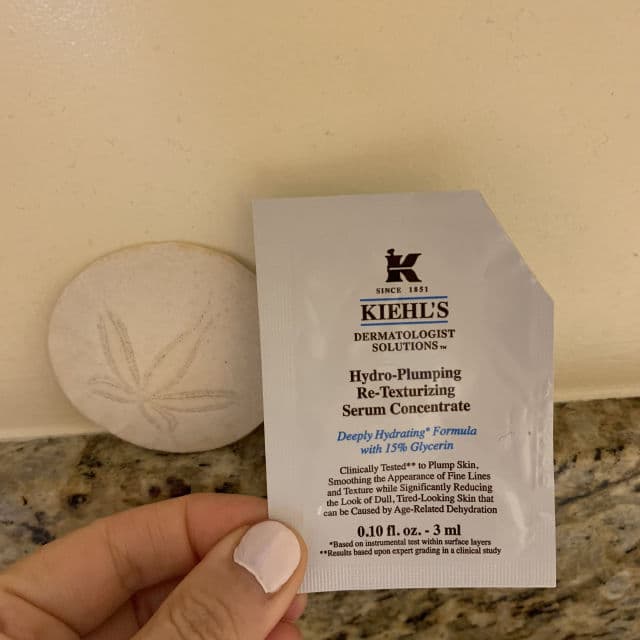 Kiehl's Hydro-Plumping Re-Texturizing Serum Concentrate review photo by sirsphere
