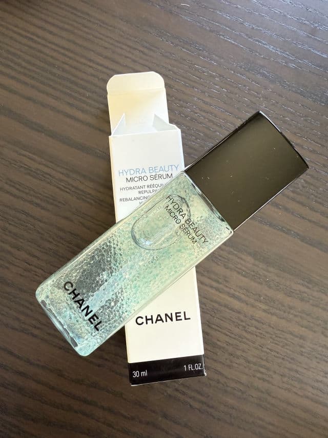 Chanel Hydra Beauty Micro Serum review photo by sirsphere